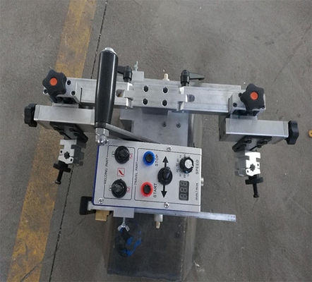 U Shaped Double Welding Gun MIG / MAG Automatic Reinforcing Rib Welding Tractor