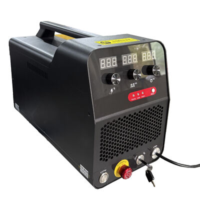 Mini laser welding Machine QCW portable 600W laser welder Made in China peak Power 1200W